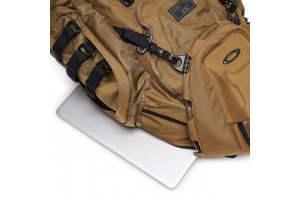 Oakley Kitchen Sink hátizsák és övtáska