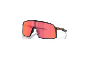 Oakley Sutro D – 9406A6 Matte Trans napszemüveg