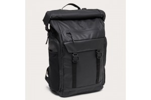 Oakley Road Trip Terrain 25L fekete hátizsák
