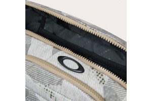Oakley Enduro övtáska