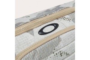 Oakley Enduro övtáska