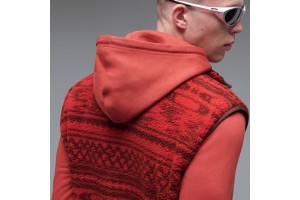 Oakley Snowdrift Sherpa mellény – elülső nézet